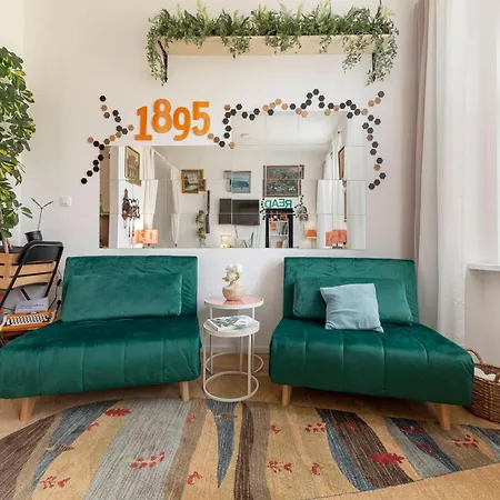 Casa 1895 Apartment *