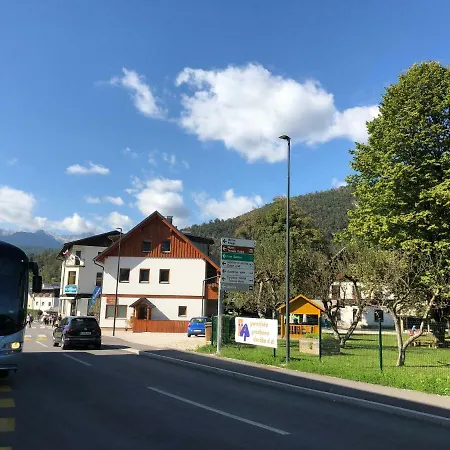 Casa *
